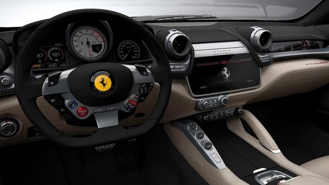2019 Ferrari GTC4 Lusso V12  第7張相片