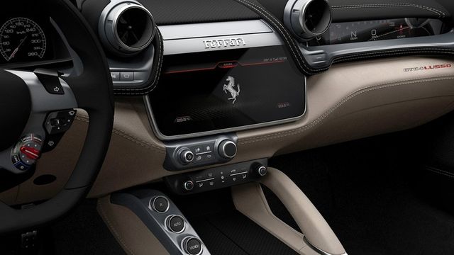 2019 Ferrari GTC4 Lusso V12  第10張相片