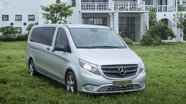2019 M-Benz Vito Tourer 120  第6張相片