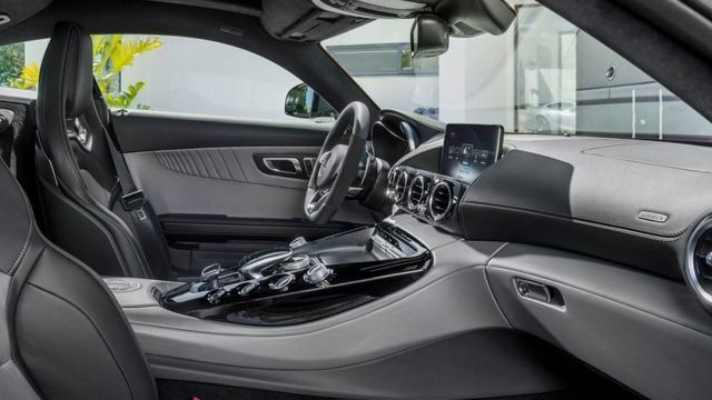 2019 M-Benz AMG GT 4.0 V8  第7張相片