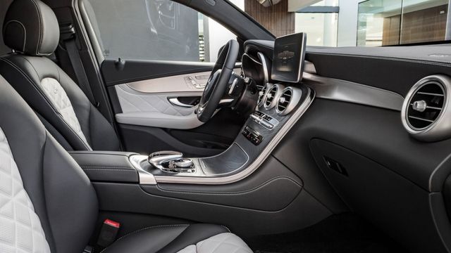 2019 M-Benz GLC Coupe GLC250 4MATIC  第6張相片