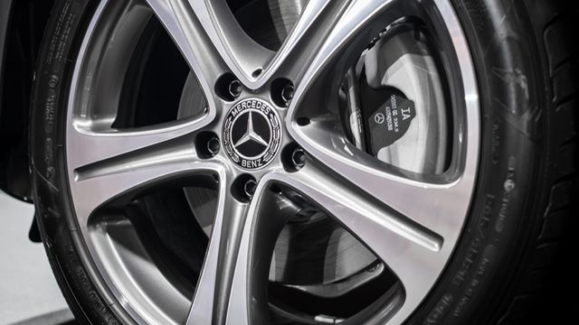 2019 M-Benz E-Class Coupe E200  第4張相片