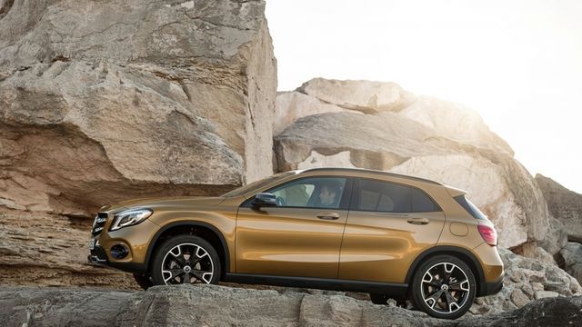 2019 M-Benz GLA-Class GLA180  第6張相片
