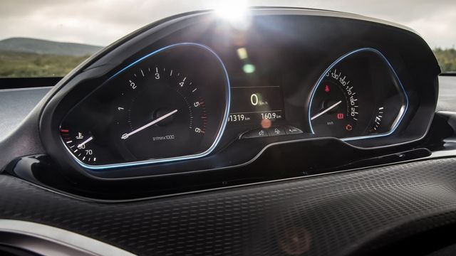 2019 Peugeot 2008 1.2 Pure Tech Active  第6張相片