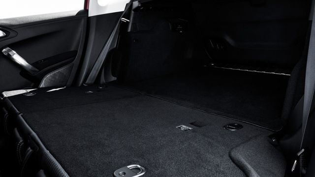 2019 Peugeot 2008 1.2 Pure Tech Active  第9張相片