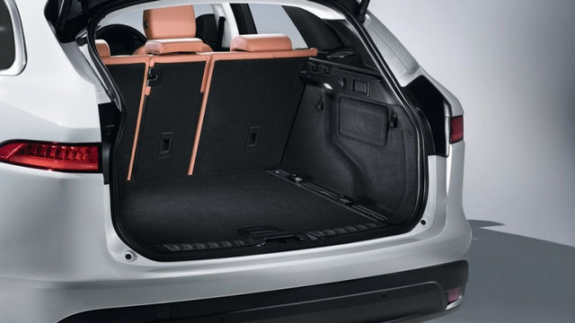 2019 Jaguar F-Pace R-Sport  20d AWD  第10張相片