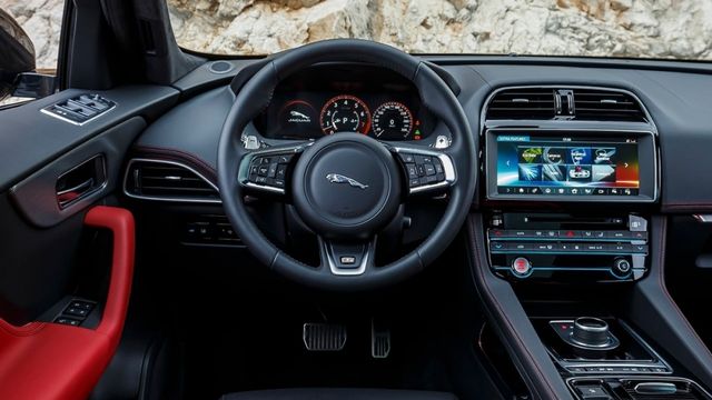 2019 Jaguar F-Pace S AWD  第6張相片