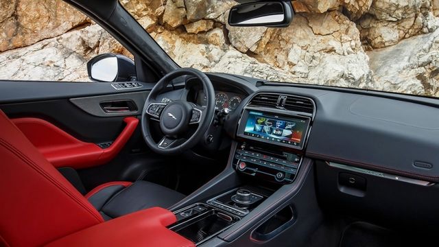 2019 Jaguar F-Pace S AWD  第7張相片
