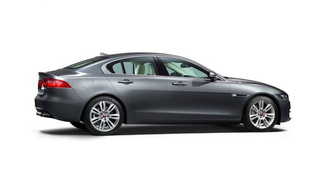 2019 Jaguar XE Prestige 20t  第3張相片