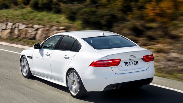 2019 Jaguar XE R-Sport 25t  第4張相片