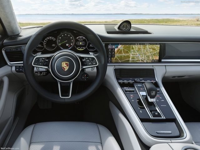 2019 Porsche Panamera Sport Turismo Turbo S  E-Hybrid  第10張相片