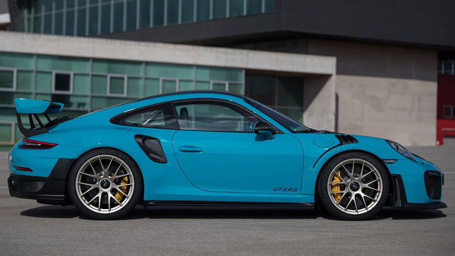 2019 Porsche 911 GT2 RS  第2張相片