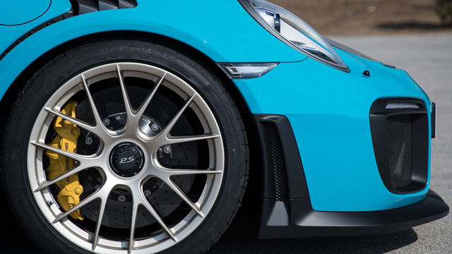 2019 Porsche 911 GT2 RS  第5張相片