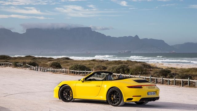 2019 Porsche 911 Carrera 4 GTS Cabriolet  第2張相片