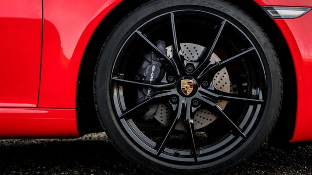 2019 Porsche 911 Carrera 4 Cabriolet  第4張相片