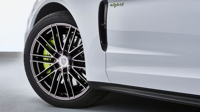 2019 Porsche Panamera 4 E-Hybrid  第6張相片