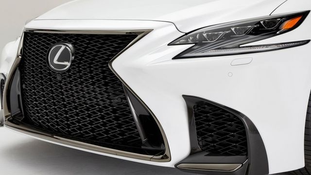 2019 Lexus LS 500 F Sport版  第4張相片