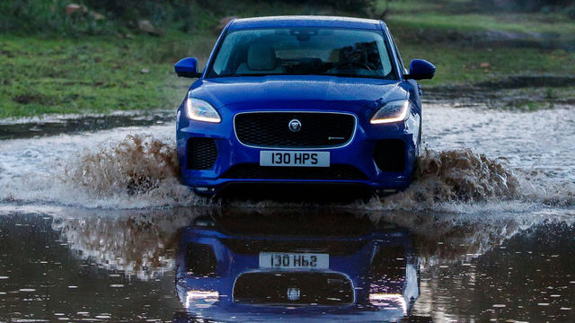 2019 Jaguar E-Pace P250 R-Dynamic SE  第4張相片