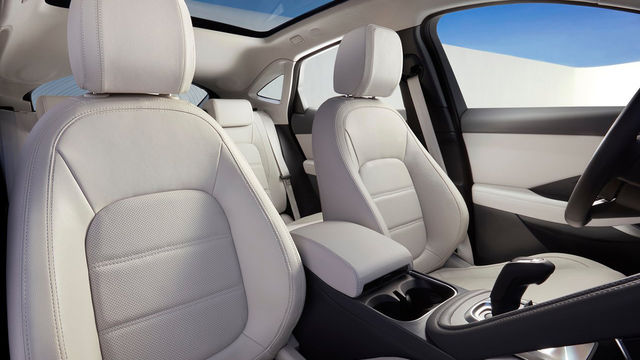 2019 Jaguar E-Pace P250 R-Dynamic SE  第10張相片
