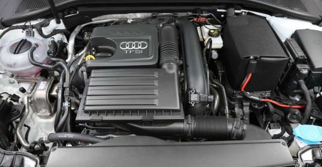 2017 Audi A3 Sedan 35 TFSI  第9張相片