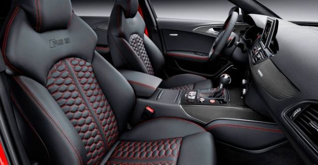 2017 Audi A6 Avant RS6 Performance  第8張相片