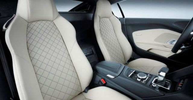 2017 Audi R8 Coupe V10  第7張相片