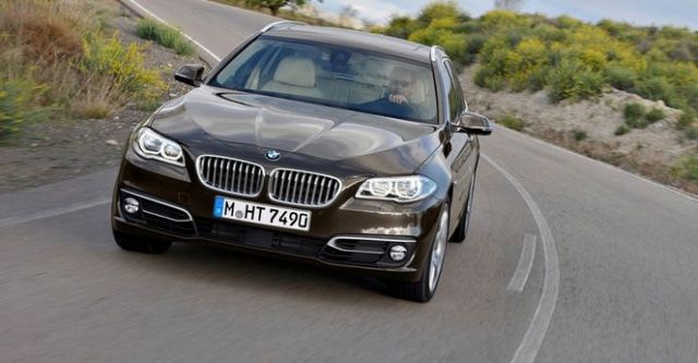 2017 BMW 5-Series Touring 520d  第1張相片