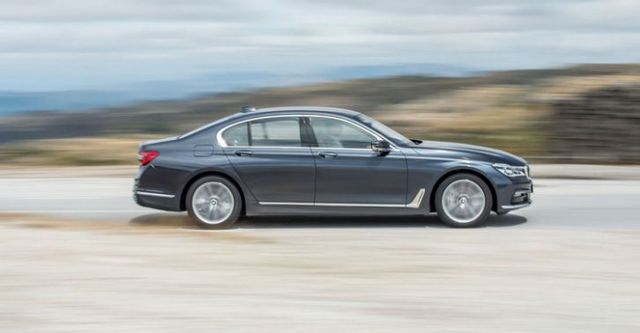 2017 BMW 7-Series 730i  第2張相片