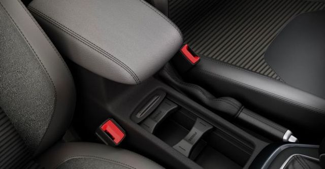 2017 Ford Focus 5D EcoBoost 180汽油時尚型  第8張相片