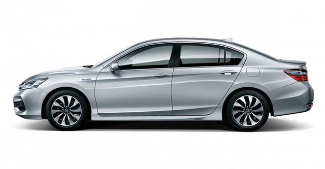 2017 Honda Accord Hybrid  第2張相片