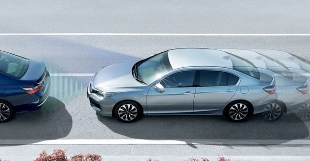 2017 Honda Accord Hybrid  第5張相片
