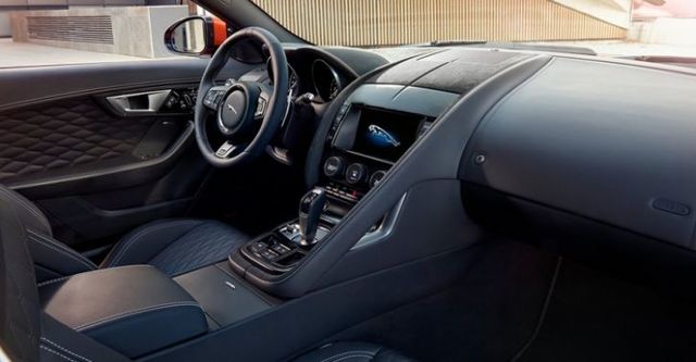 2017 Jaguar F-Type Coupe SVR AWD  第10張相片