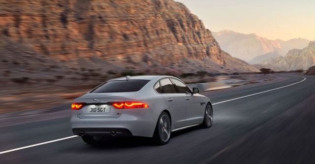 2017 Jaguar XF S  第3張相片