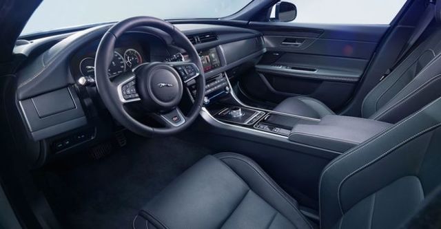 2017 Jaguar XF S  第8張相片