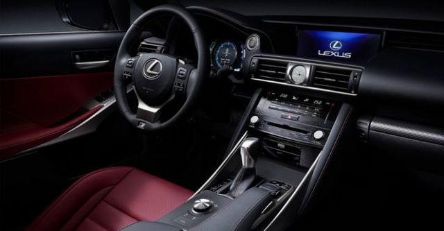 2017 Lexus IS 200t F Sport Navi版  第6張相片