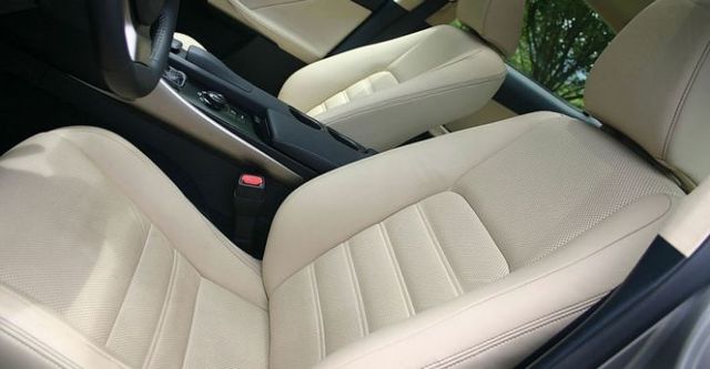 2017 Lexus IS 200t豪華版  第5張相片