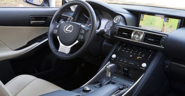 2017 Lexus IS 200t豪華版  第6張相片