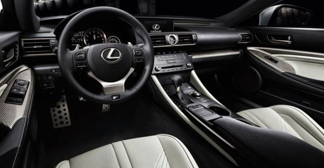 2017 Lexus RC F  第5張相片