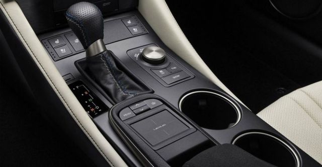 2017 Lexus RC F極致版(選配CFRP套件)  第10張相片