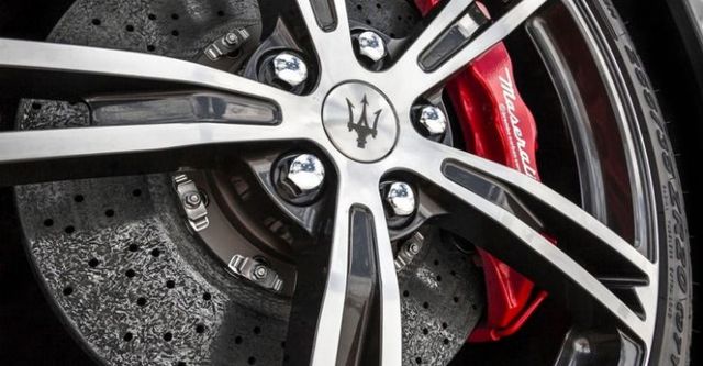 2017 Maserati GranTurismo MC Stradale  第6張相片
