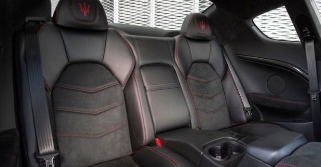 2017 Maserati GranTurismo MC Stradale  第10張相片