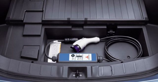 2017 Mitsubishi Outlander PHEV  第9張相片