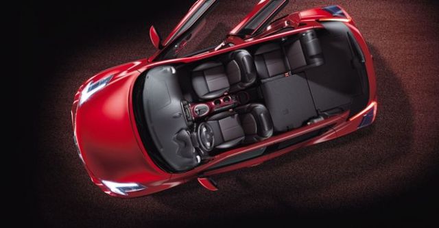 2017 Nissan Juke 1.6渦輪增壓奔放天窗版  第10張相片