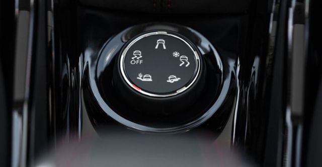 2017 Peugeot 2008 1.2 Pure Grip Control  第10張相片