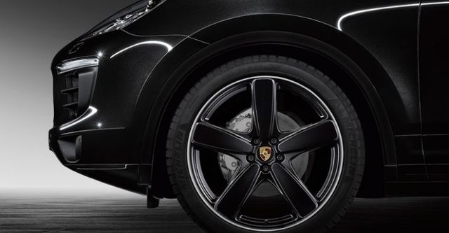 2017 Porsche Cayenne Turbo S  第6張相片