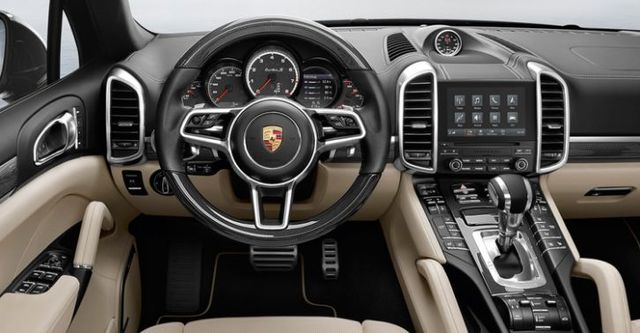 2017 Porsche Cayenne Turbo S  第9張相片