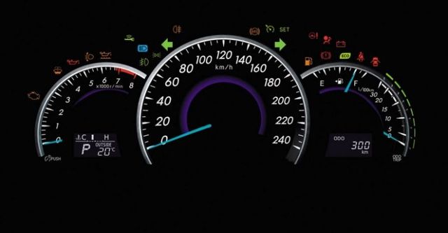 2017 Toyota Camry 2.0豪華  第7張相片