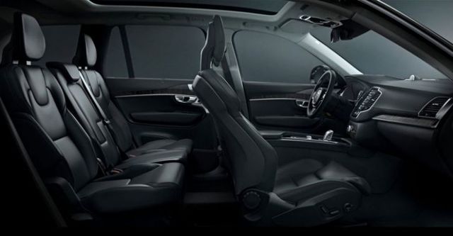 2017 Volvo XC90 D4 Momentum五人座  第6張相片