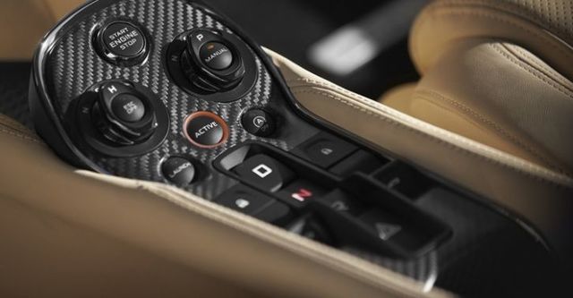 2017 McLaren 570 GT V8  第9張相片