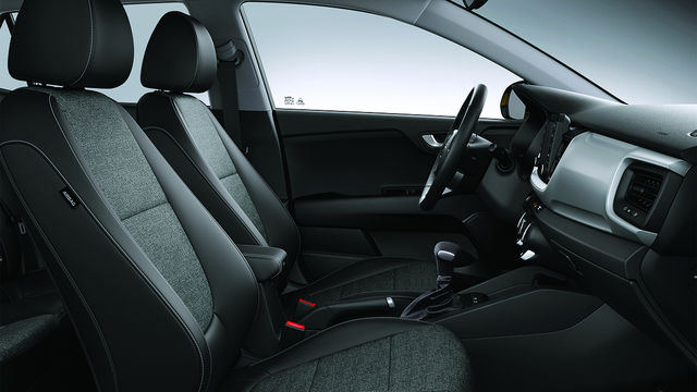 2019 Kia Stonic 1.4經典版  第7張相片